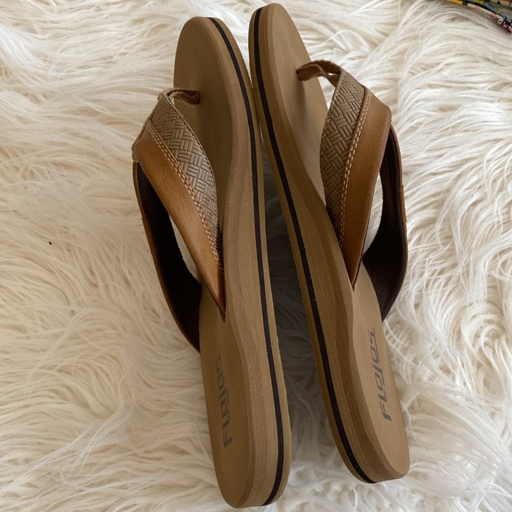 FLOJOs flip flops - Picture 8 of 11